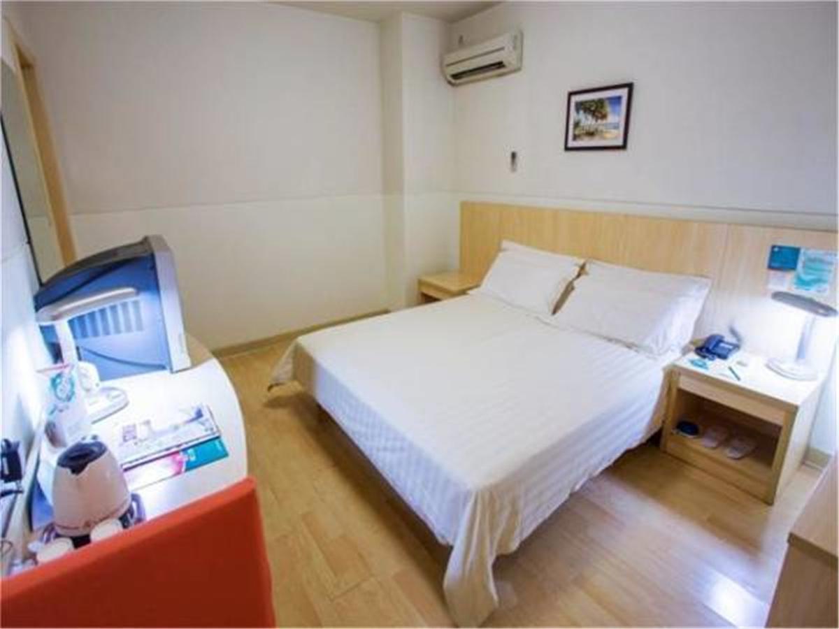 Jingjiang Inn Shanghai Hutai Road Εξωτερικό φωτογραφία